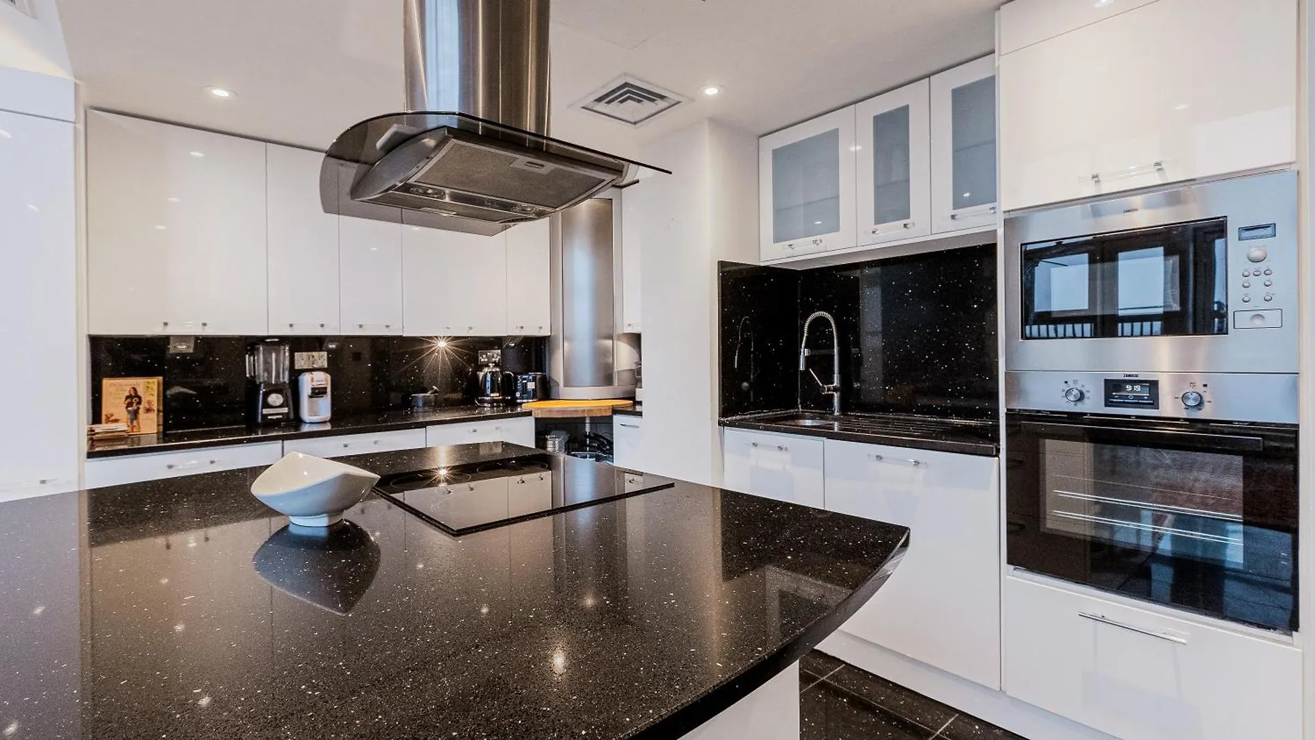 Apartment Luxury 2Br Penthouse In Canary Wharf London